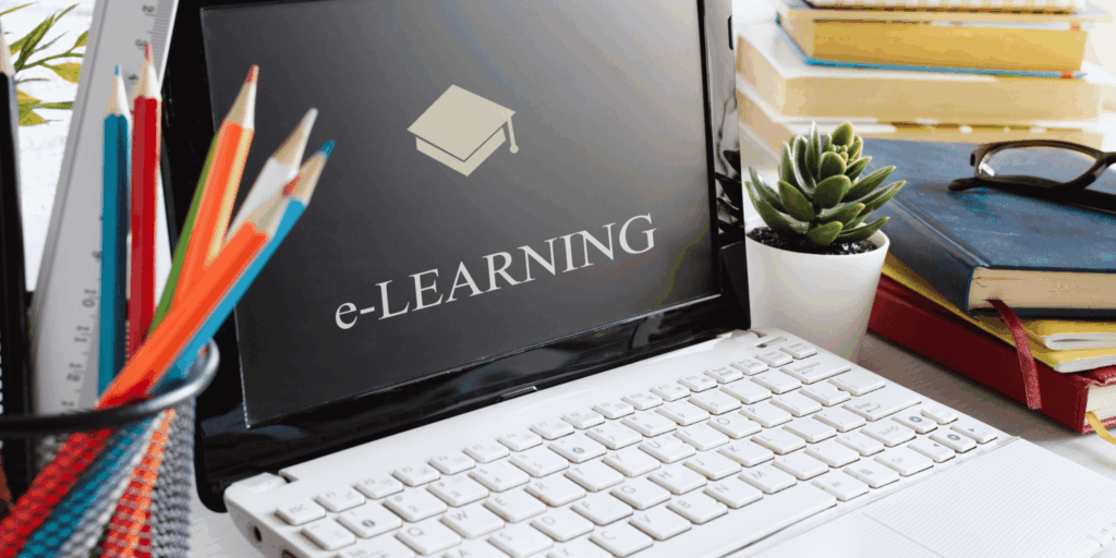 Micro-learning conçu par un centre de formation sous forme de modules courts et ciblés